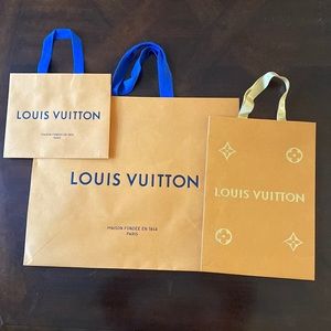 Louis Vuitton paper shopping bags